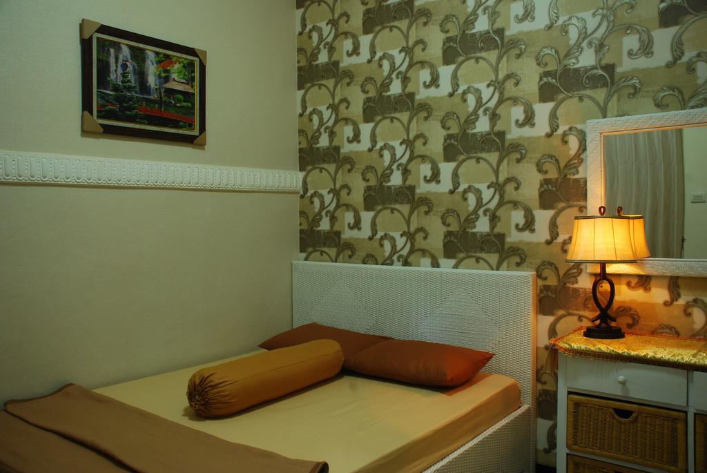 Griya Nelwan Guest House Malang Room photo
